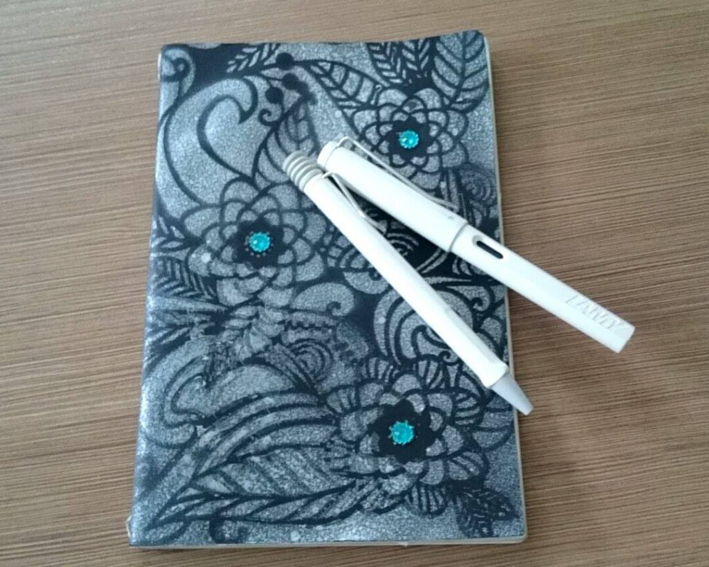 X17 Bullet Journal Hülle aus veganes Material: Texon